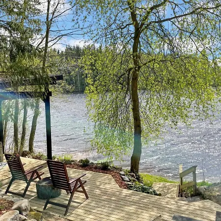 Hellinki By Interhome Vaskivesi